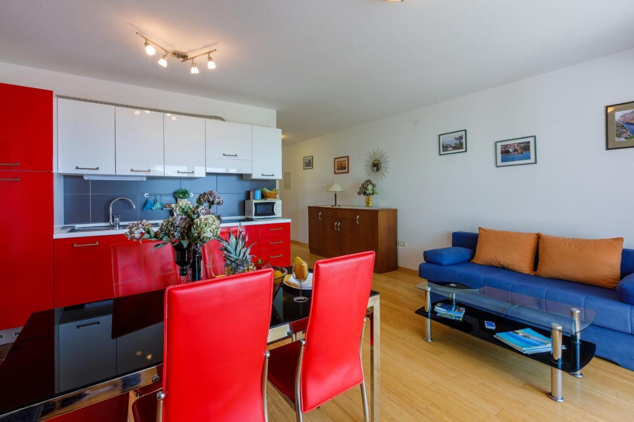 Apartments Robic Selce Exterior photo
