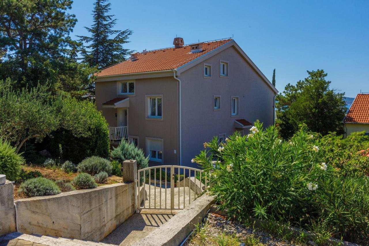 Apartments Robic Selce Exterior photo