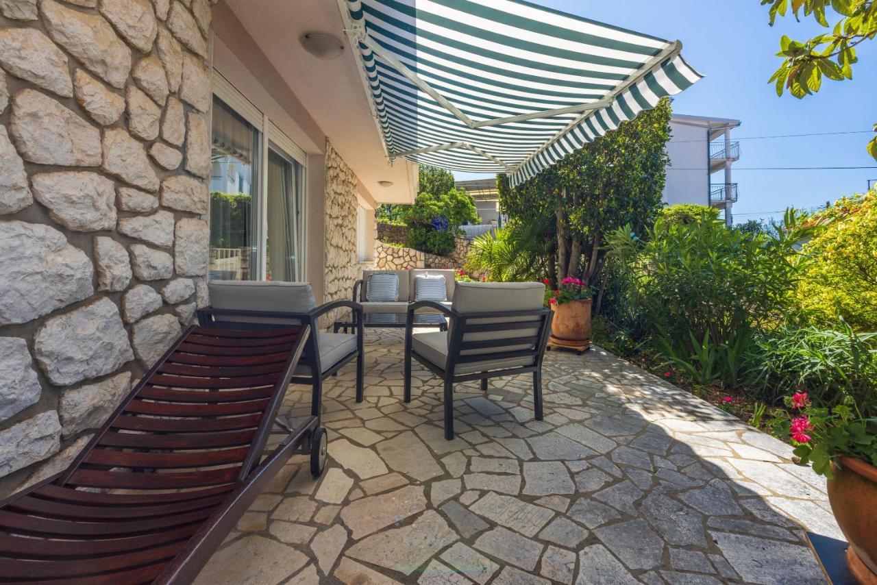 Apartments Robic Selce Exterior photo